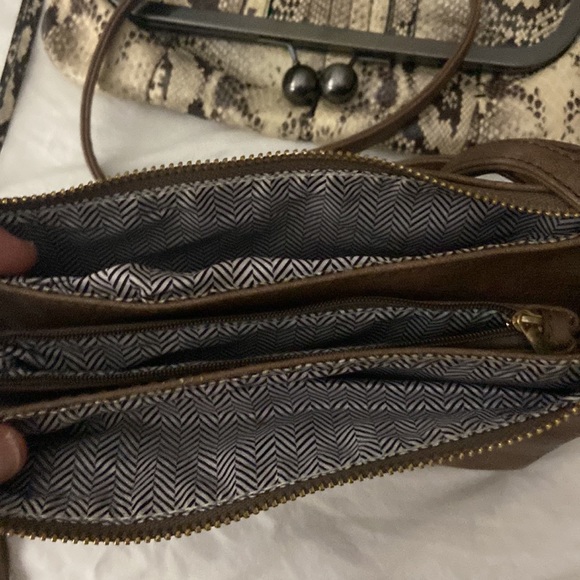 Bundle 2 small purses snake skin Jessica Simpson and small tan gold accents - Picture 2 of 5